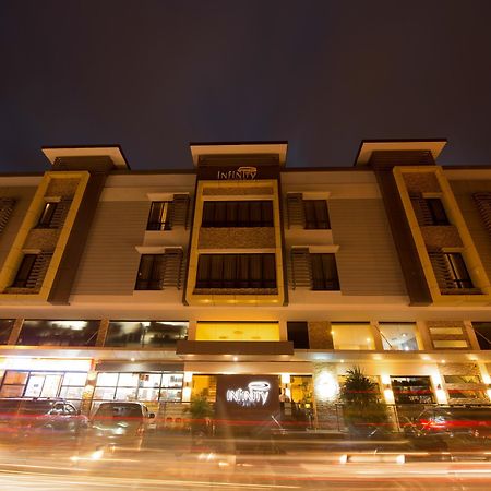 Infinity Suites Davao City Exteriér fotografie