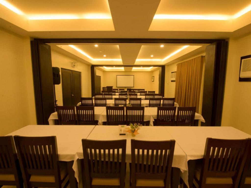 Infinity Suites Davao City Exteriér fotografie