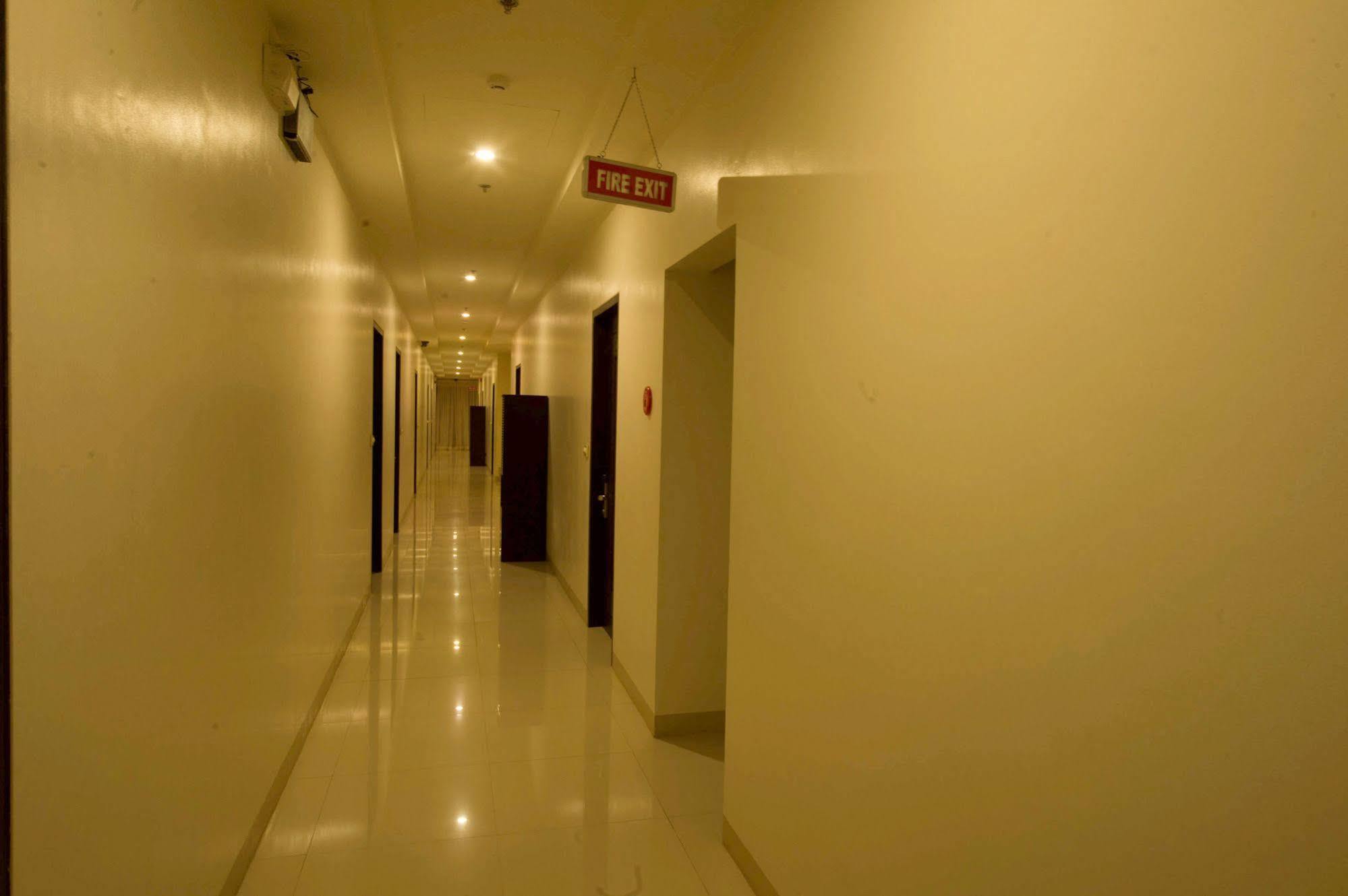 Infinity Suites Davao City Exteriér fotografie